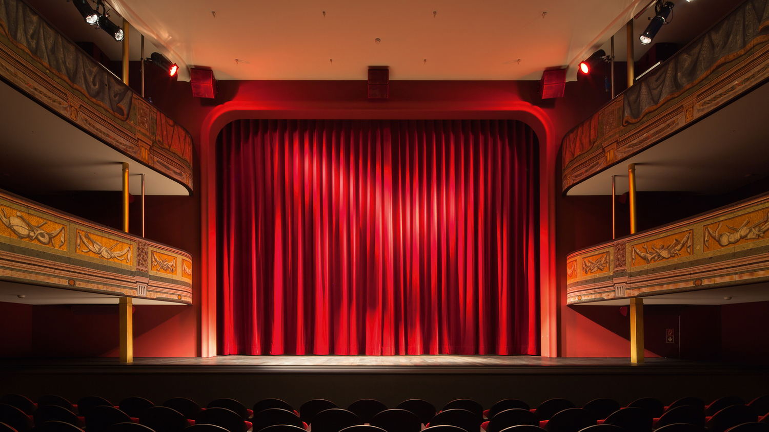 01 Stadttheater 01 Stadttheater