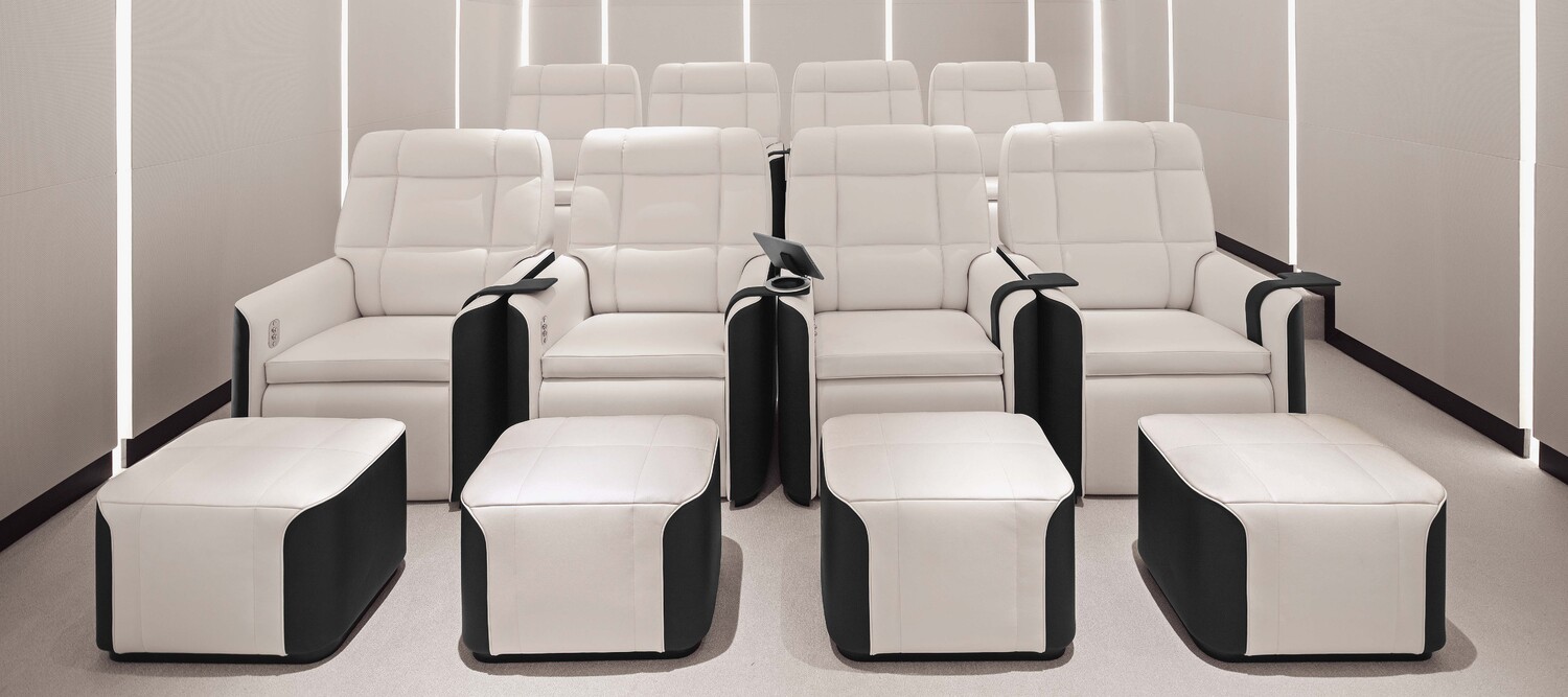 Stanley | Fauteuil  Stanley de Poltrona Frau est un fauteuil inclinable qui allie élégance, technologie et confort, avec un revêtement en cuir Pelle Frau®.