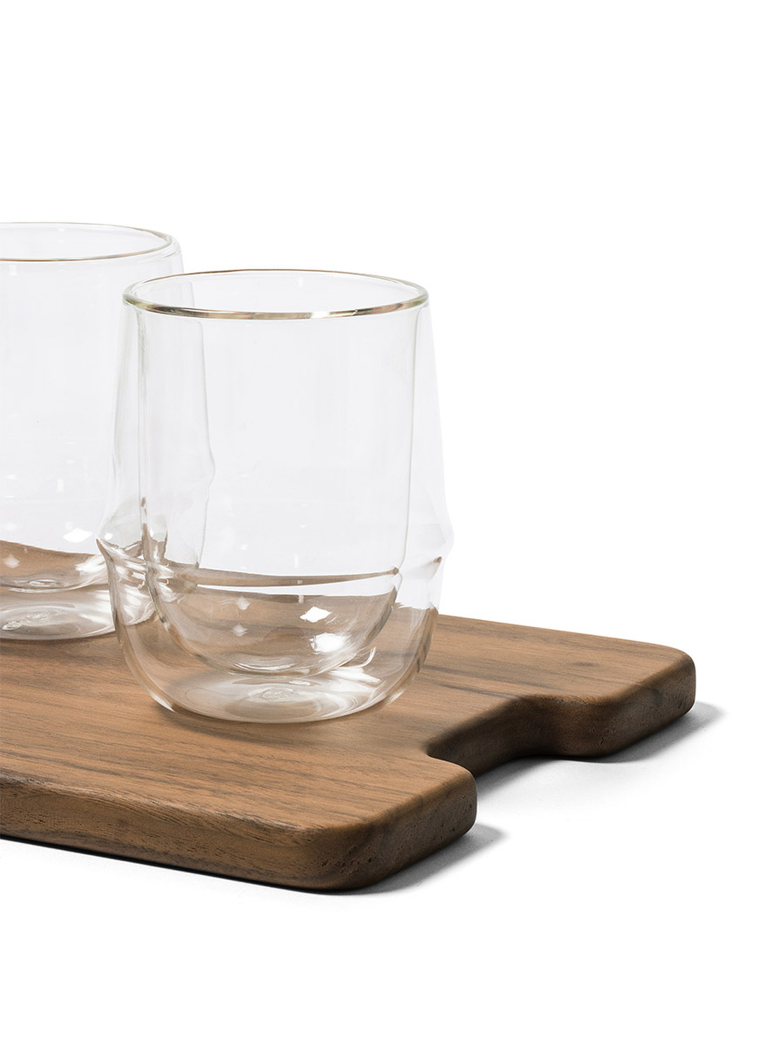 07 tableware picnic basket