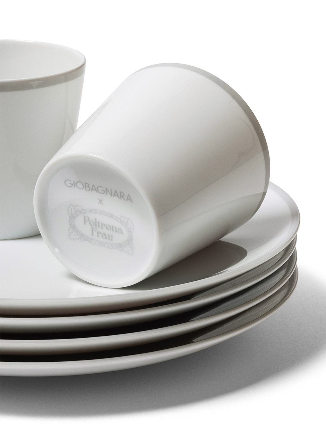 08 tableware picnic basket