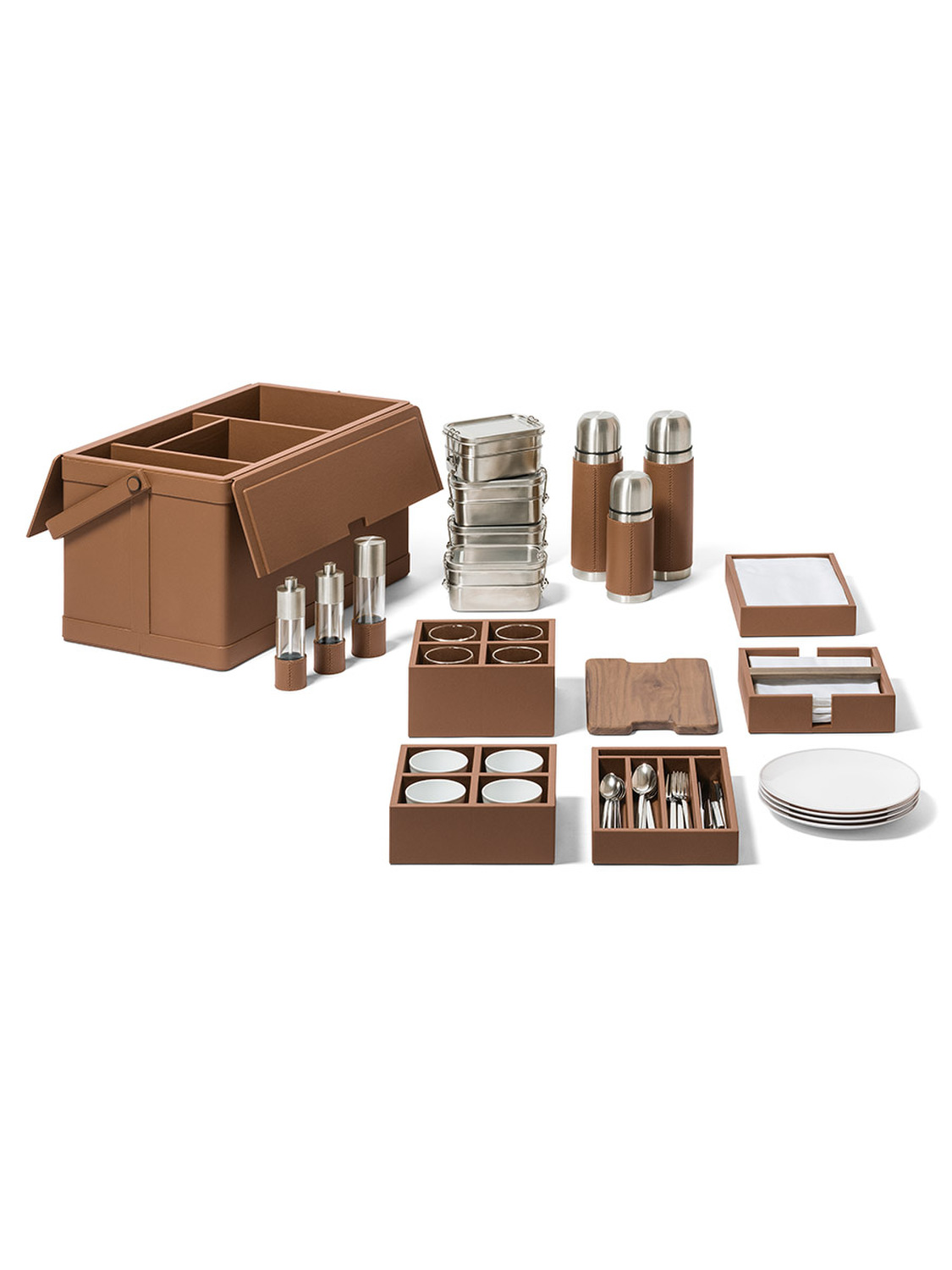 11 tableware picnic basket