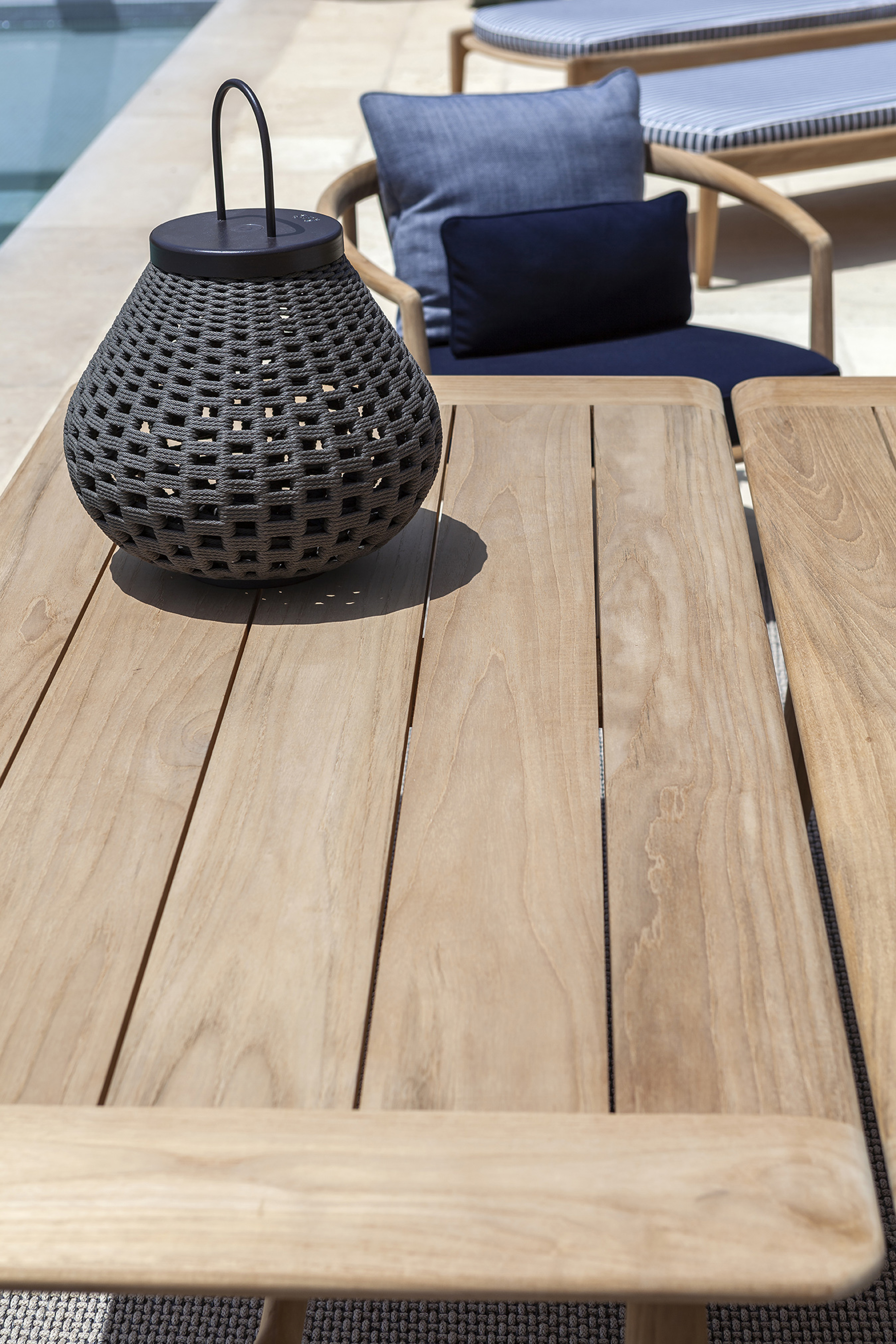 The Secret Garden | Table - 180x80cm h63cm by Roberto Lazzeroni