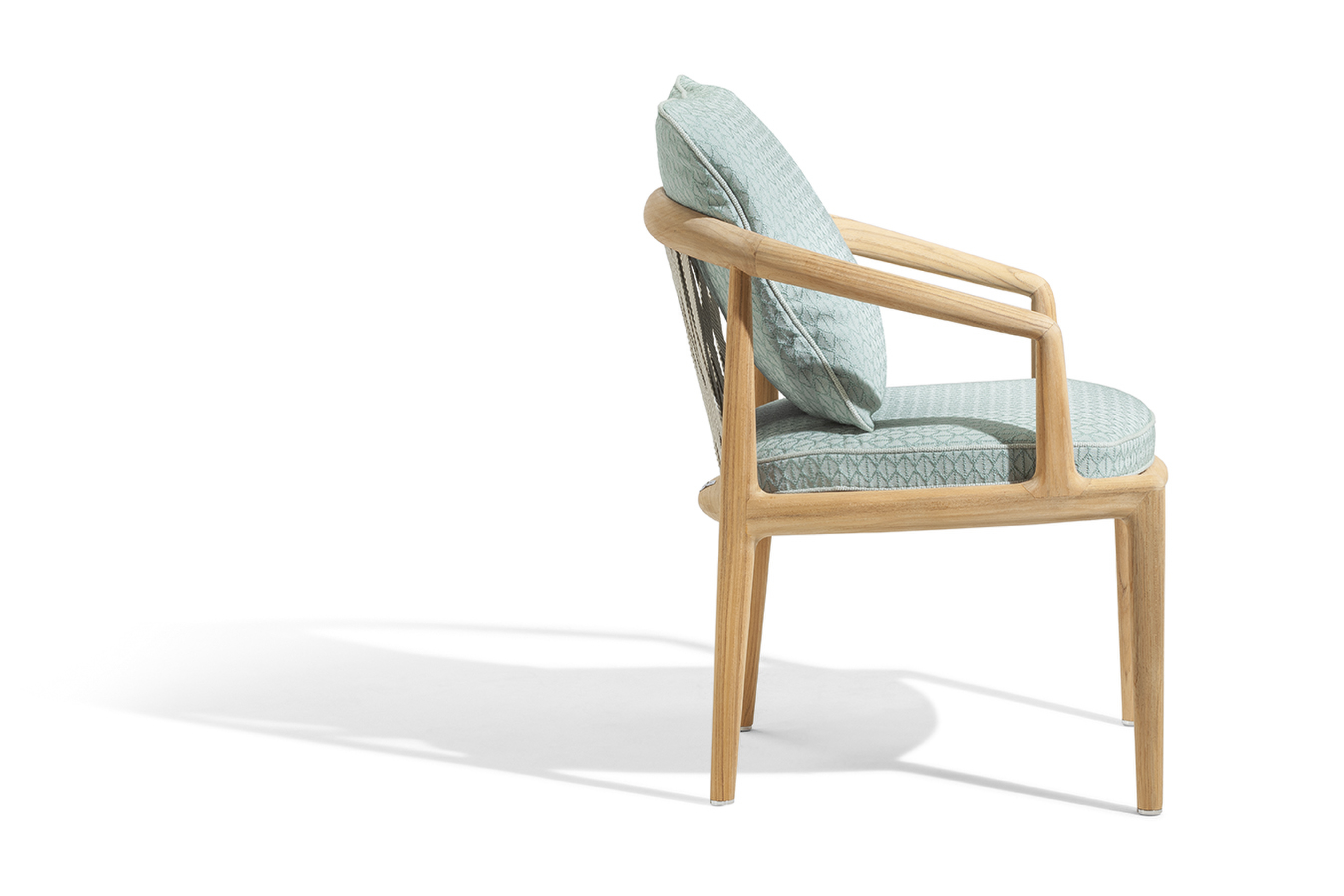 Armchair garden clearance