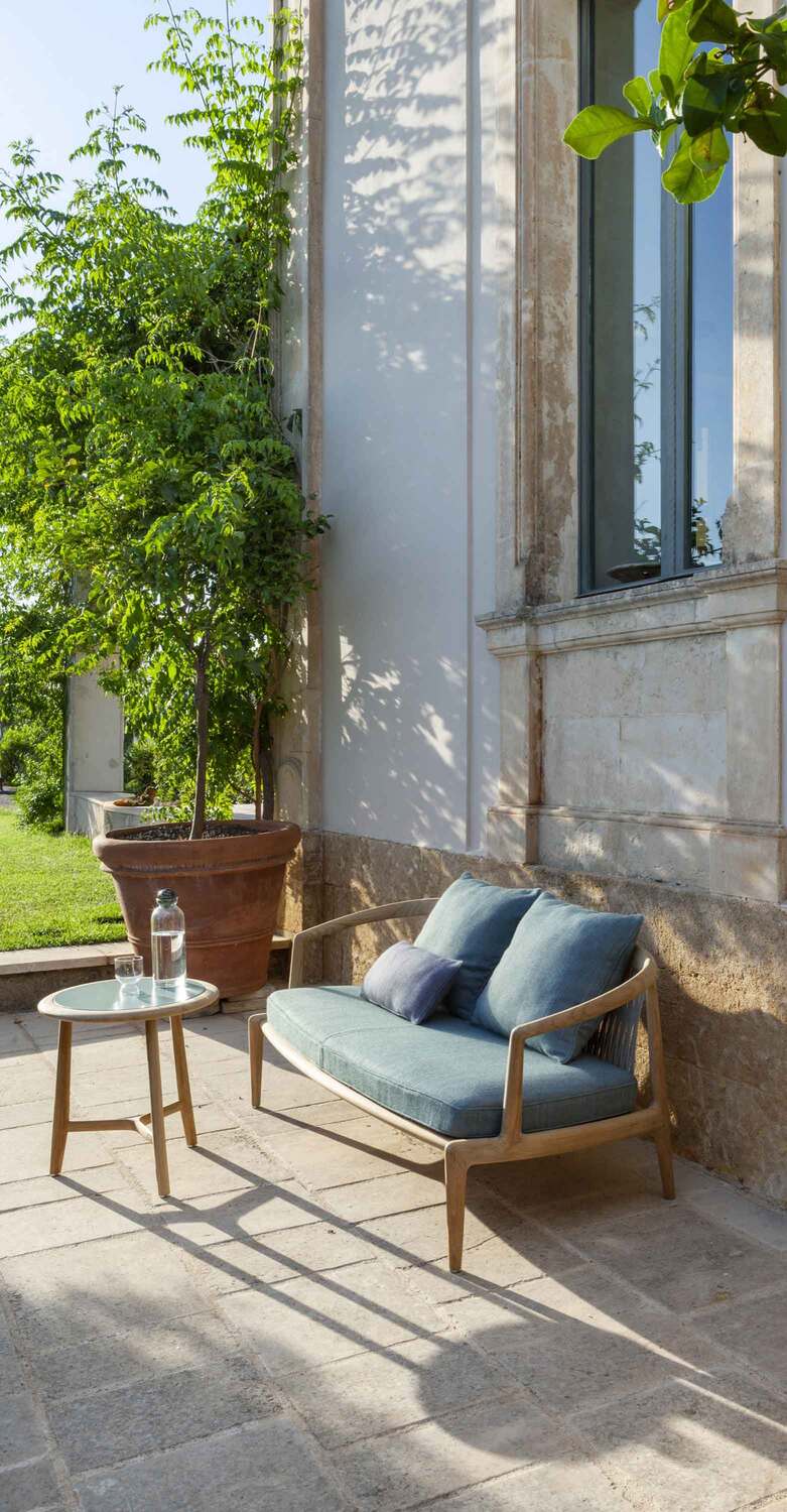 the secret garden sofa v1@mobile the secret garden sofa v1@mobile