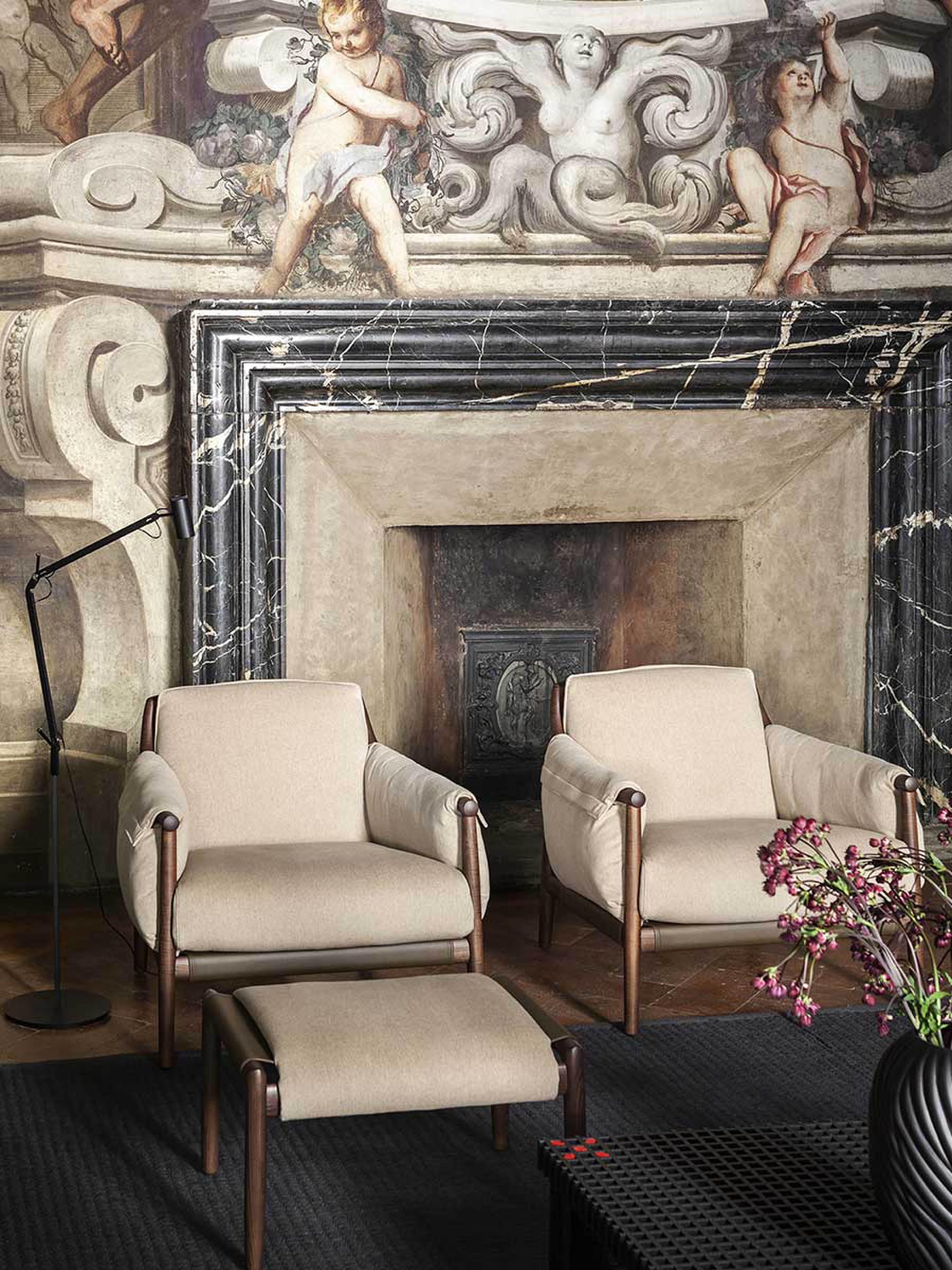 Times Lounge Armchair by Spalvieri Del Ciotto