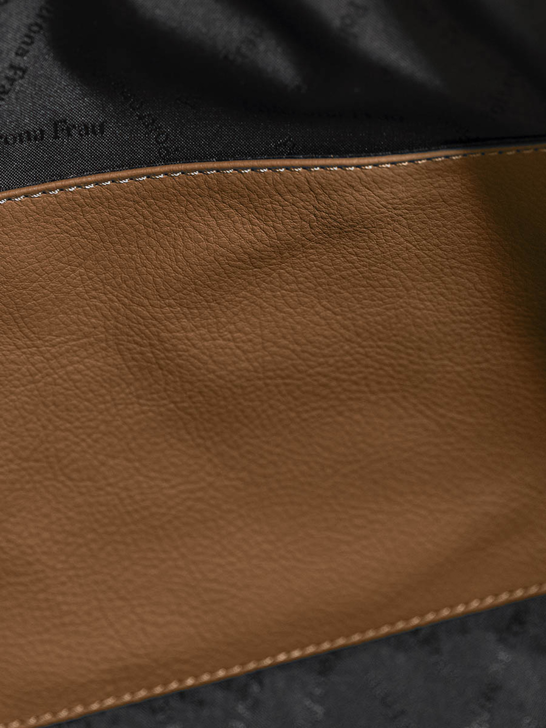 16 traveller collection travel bag