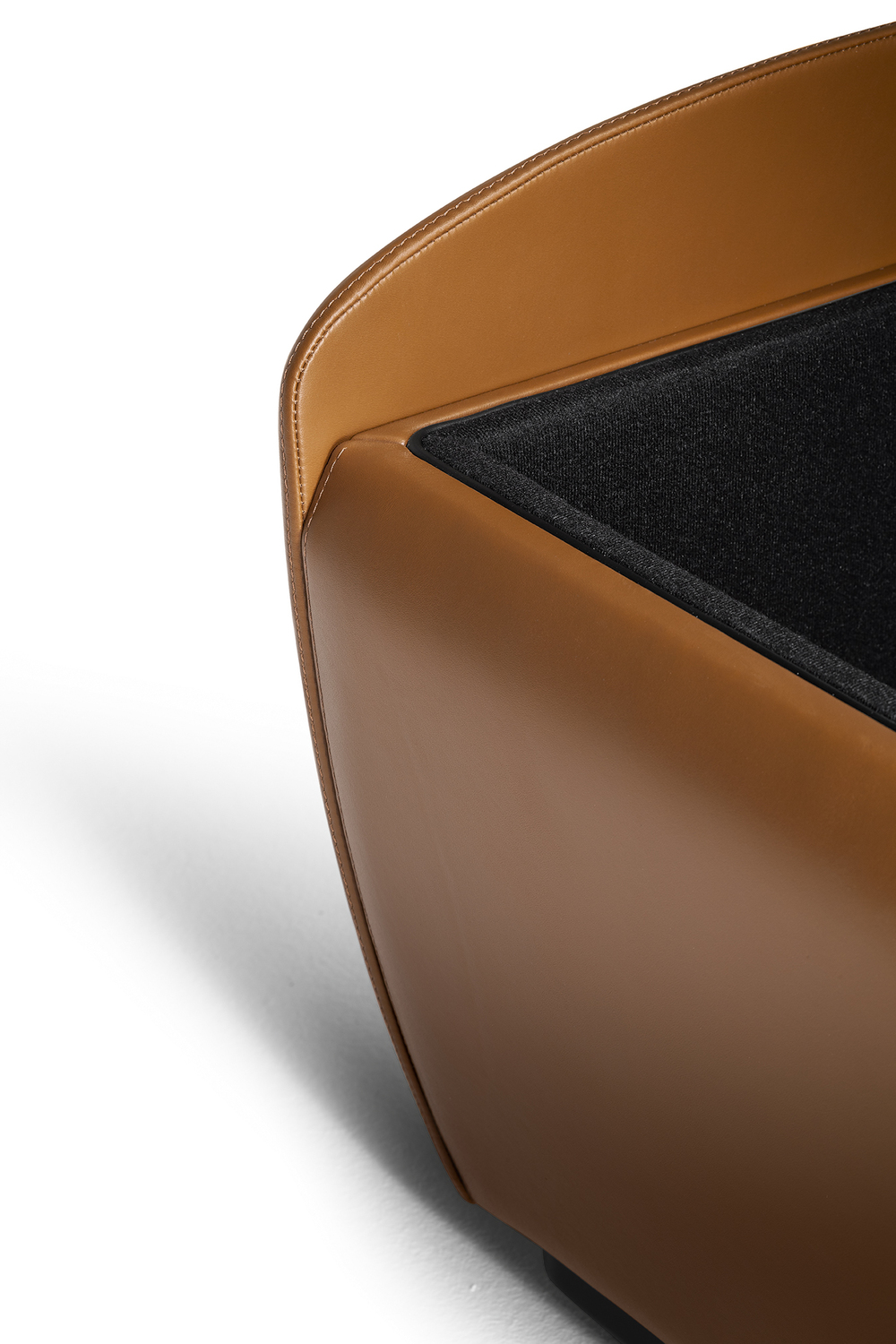 18 vanity fair xc ottoman