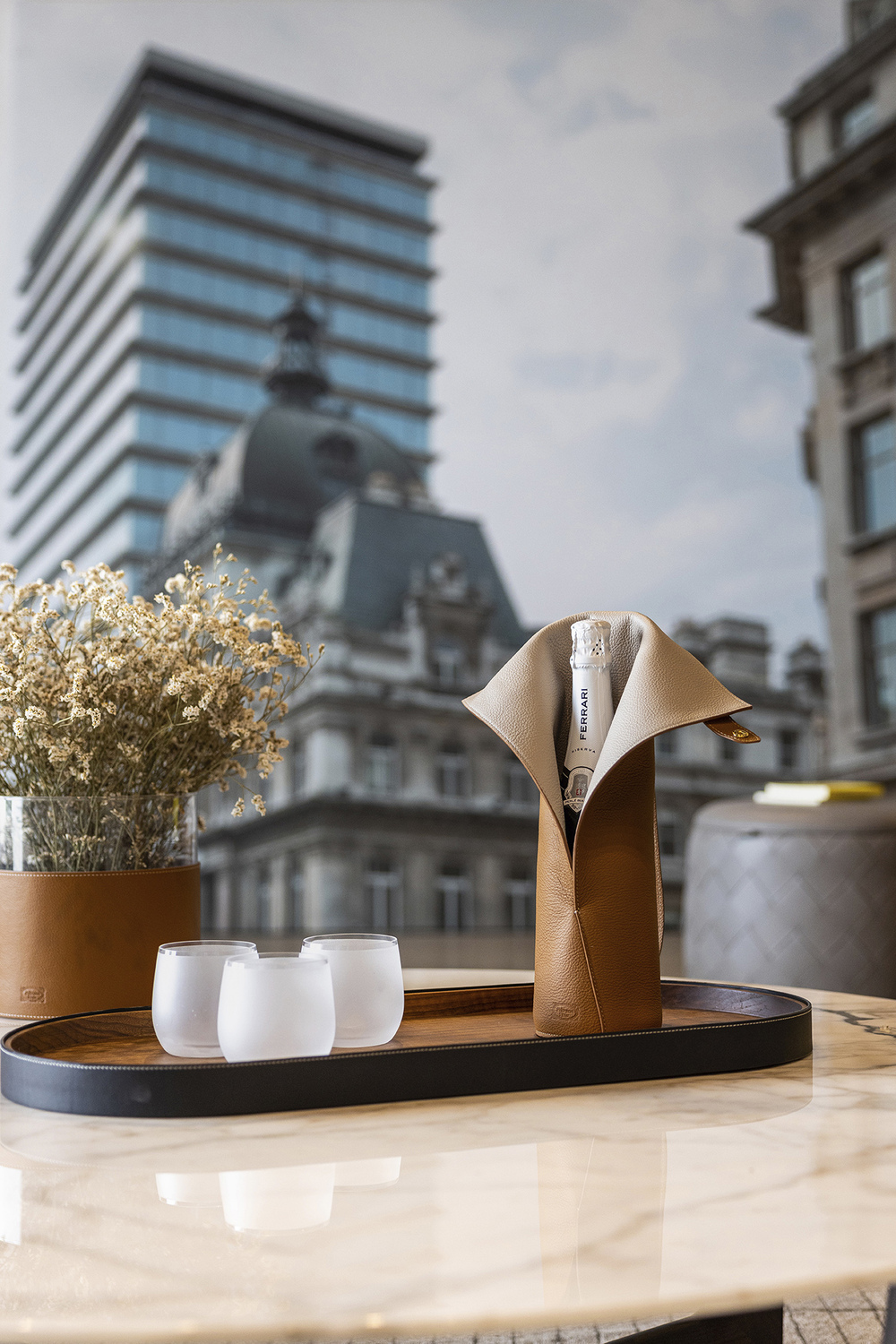 ポルトローナ・フラウ  Wine Bag Gli Oggetti | Wine Bag - Poltrona Frau Style & Design Centre
