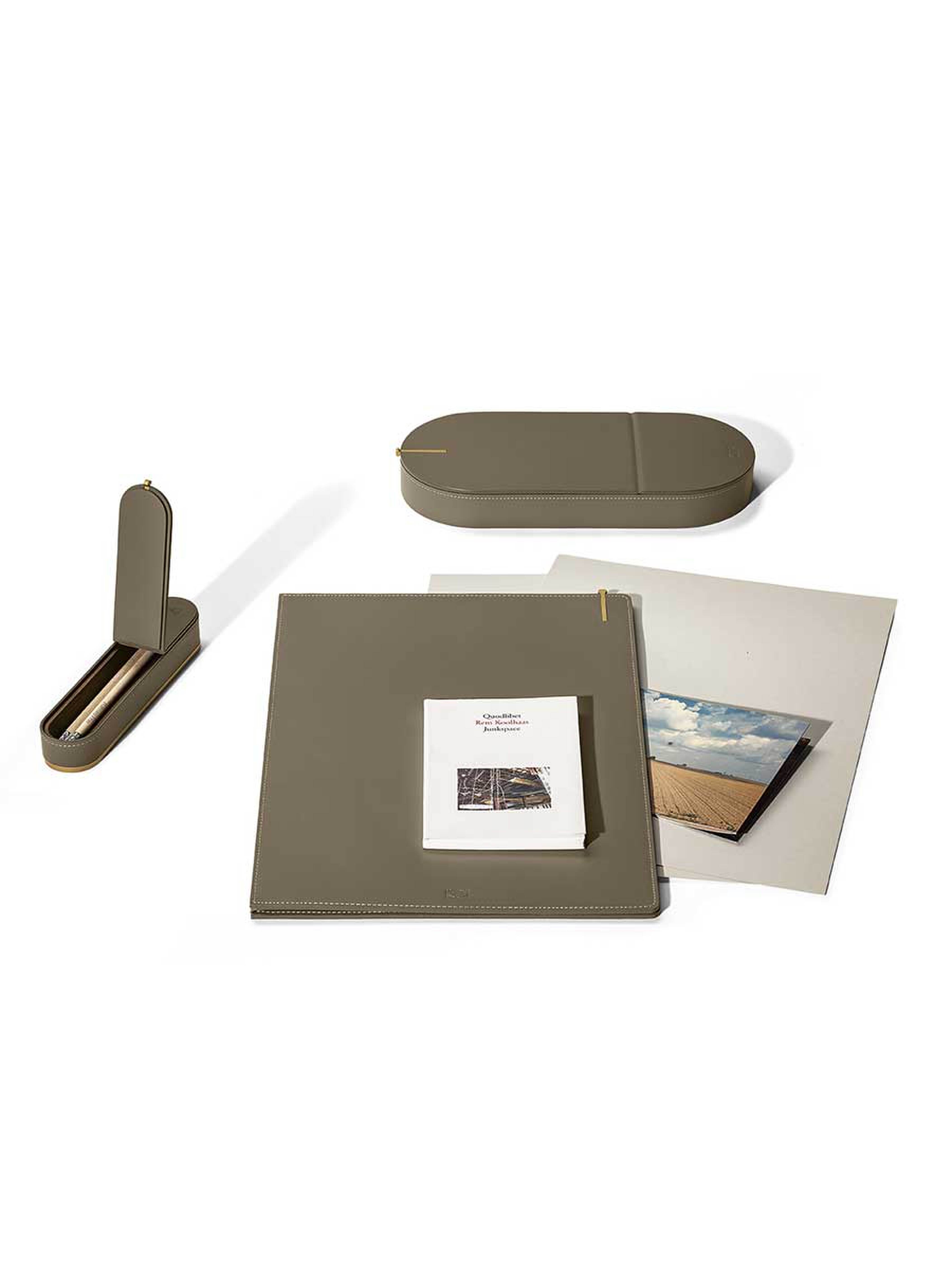 Zhuang | Desk Accessories - Neri&Hu Zhuang | Desk Accessories - Neri&Hu