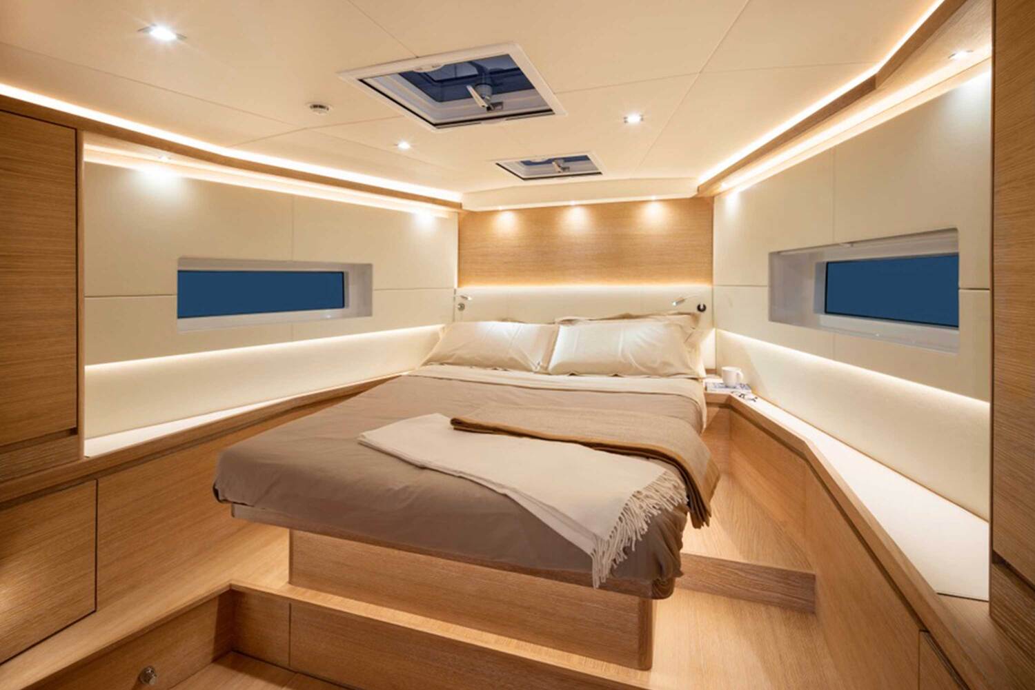 03 solaris yachts 03 solaris yachts