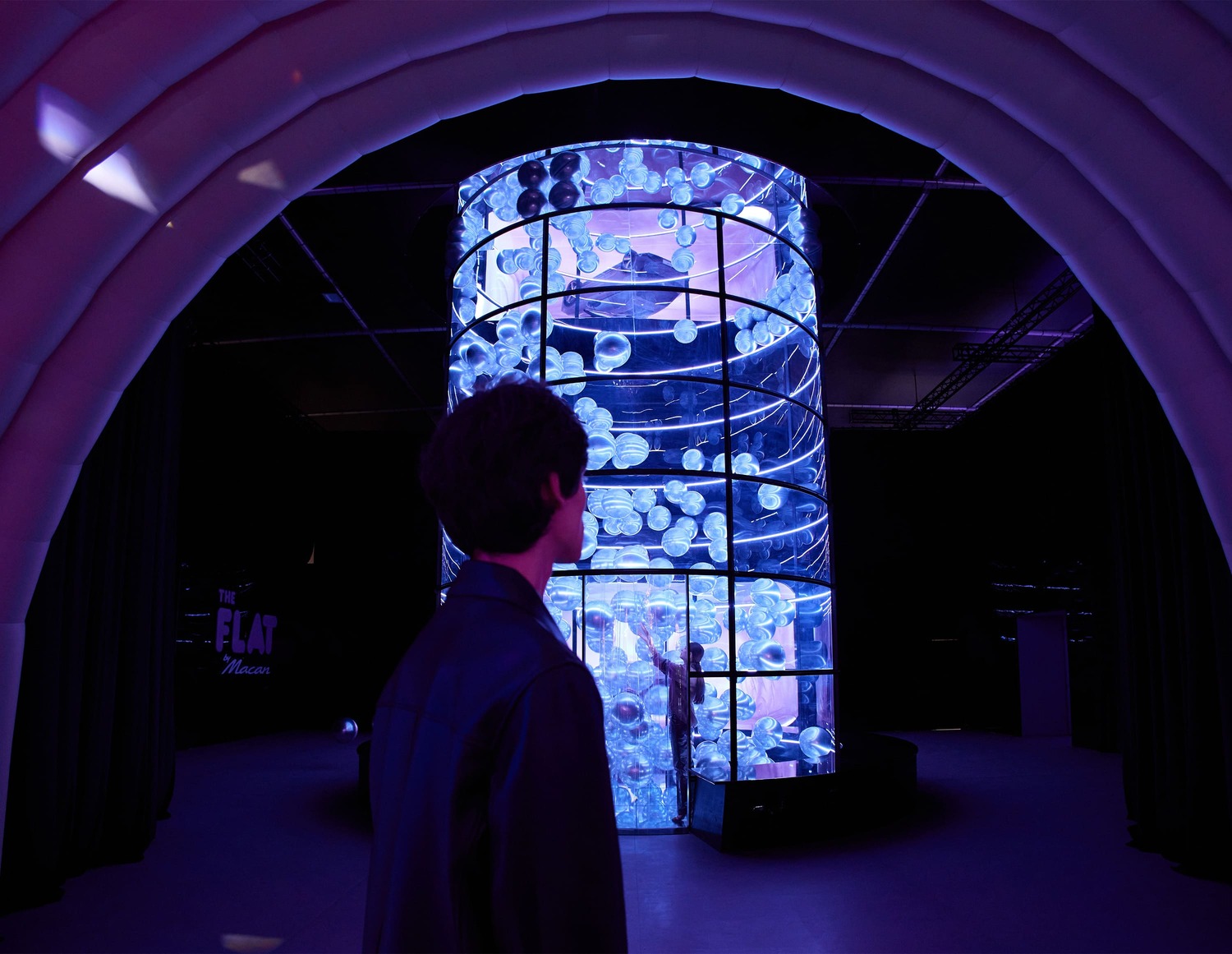 04 the flat macan 04 the flat macan