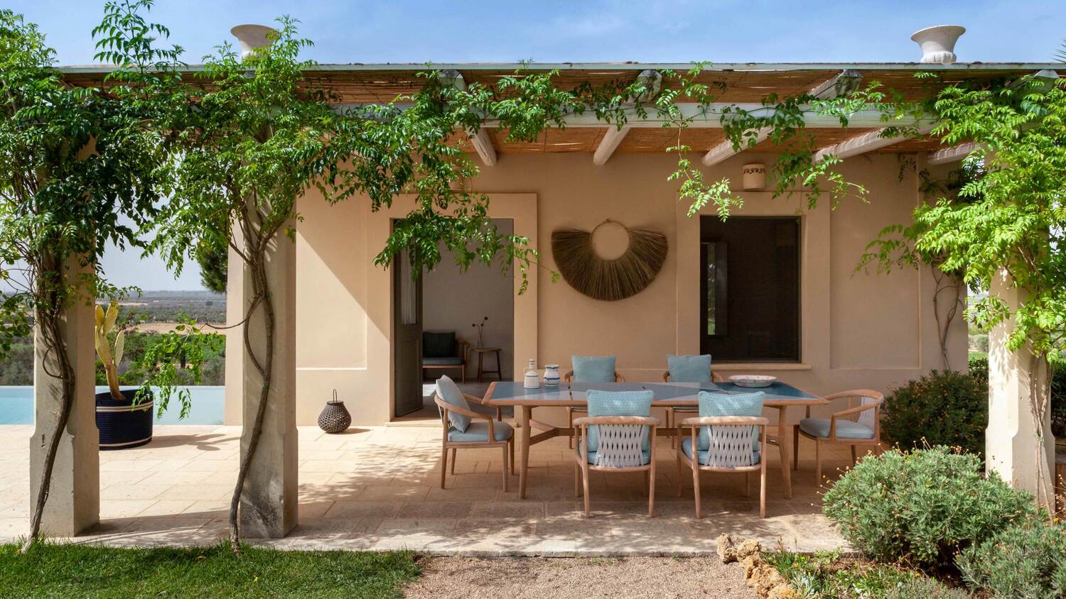 ANTEPRIMA outdoor ANTEPRIMA outdoor